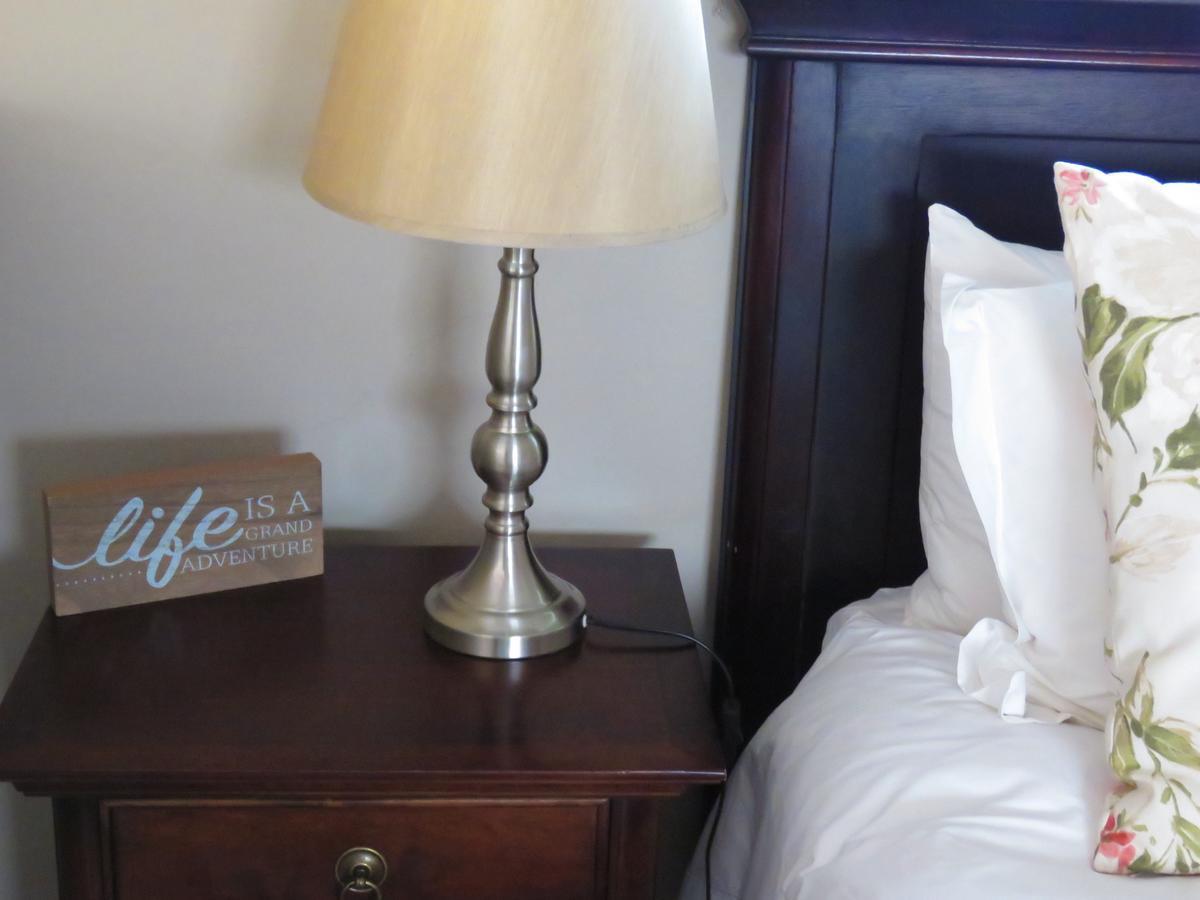 Beautiful Studio! Modern, Secure,Comfy Stay In Windhoek Golf Estate Bagian luar foto